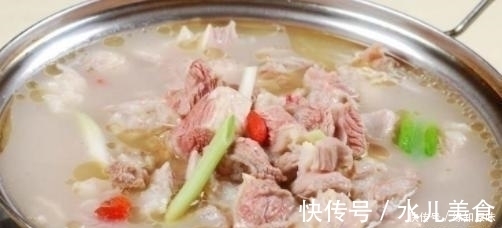 炖牛肉和羊肉时,不要再放这两种“香料”了,网友难怪越炖越膻