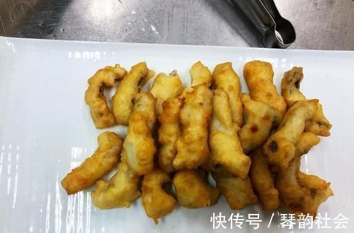 炸鱼时,有人用淀粉,有人用面粉,大厨都错了这才是正确做法