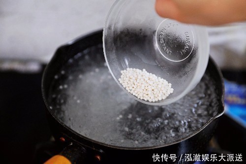 过瘾|这甜品外面卖16元一瓶,花几块钱在家就能做,Q弹爽口,太过瘾了