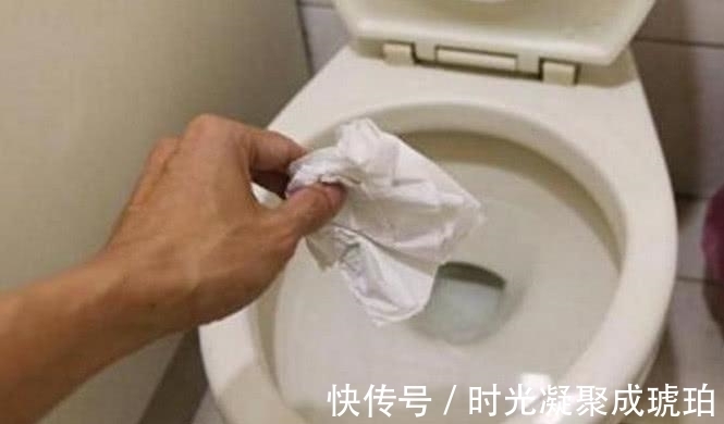 垃圾桶|马桶里可以“扔纸”？很多人不懂，保洁阿姨无奈道出大实话
