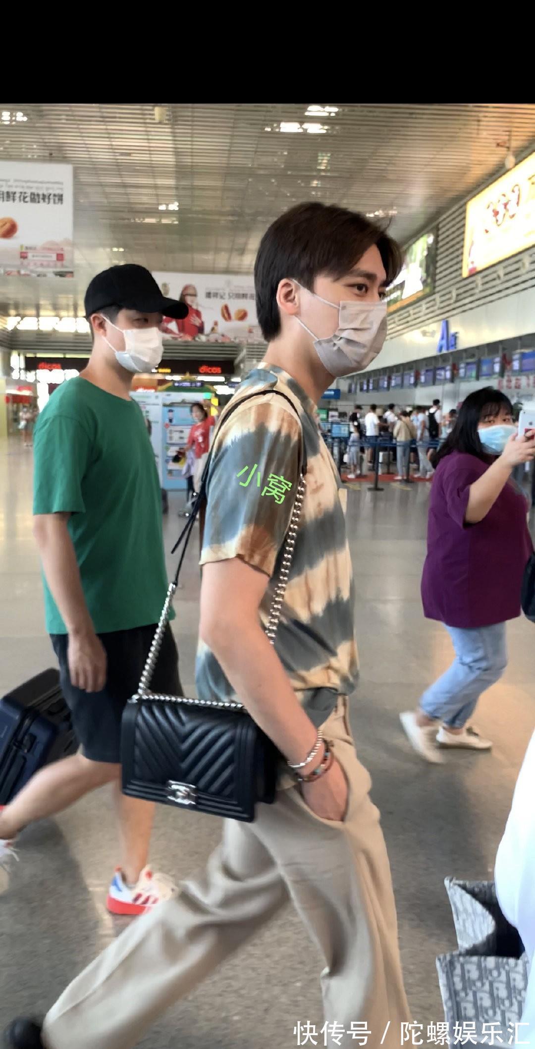 電視劇|李易峰綜藝路透，鮮少錄制綜藝成功轉型演員，看好全新綜藝嗎