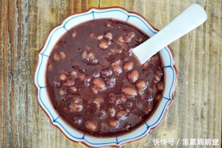 气血|花生和它一起煮,气血好了,大腿瘦了,湿气排得一干二净