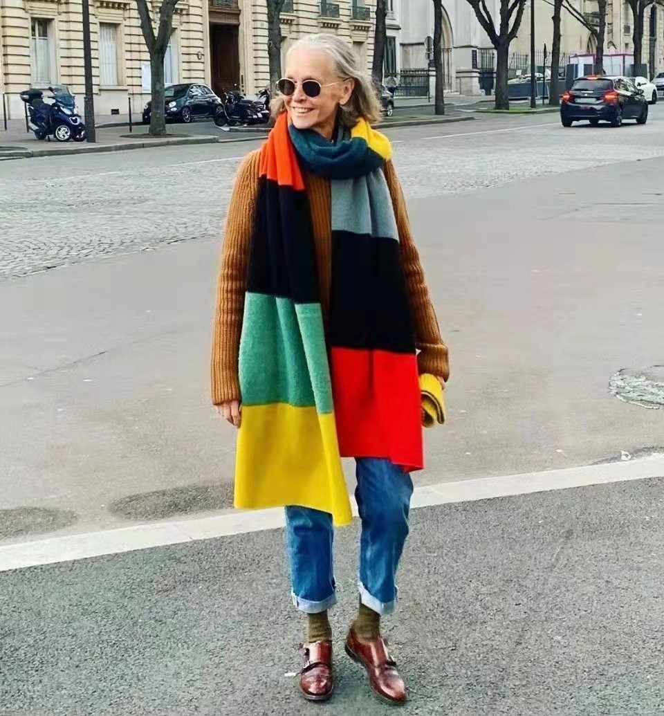 精致 冬季精致女人,离不开这种配饰,这样搭配每一种造型都经典