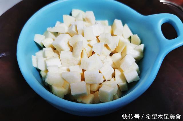 红烧芋头|芋头这样吃,比吃肉还香,营养加倍,食欲大增,一上桌就被抢光了