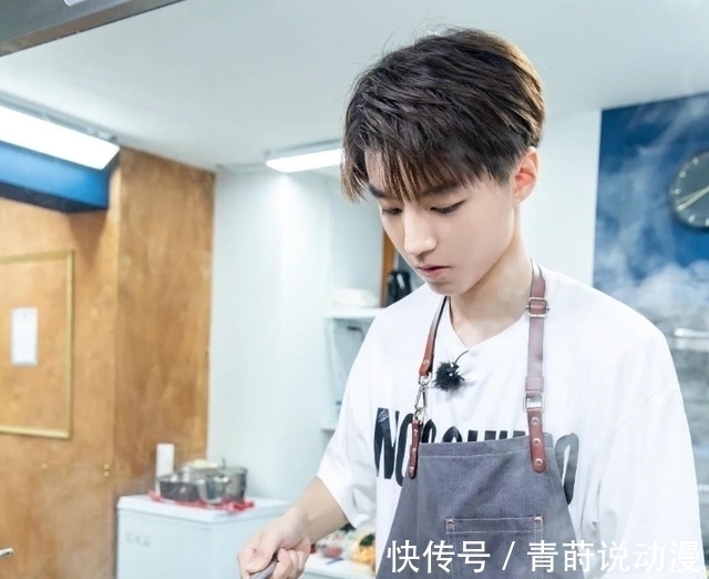 王一博|當龔俊、楊洋、肖戰、王一博等男星開始下廚，你最想吃誰做的飯？