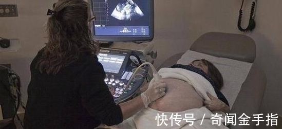 袖珍妈妈|美国身高70厘米的袖珍妈妈,身体肿如气球,如今俩孩子