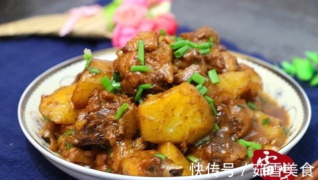 土豆|土豆别再炒丝了,像我这样烧,味道比鸡肉好!