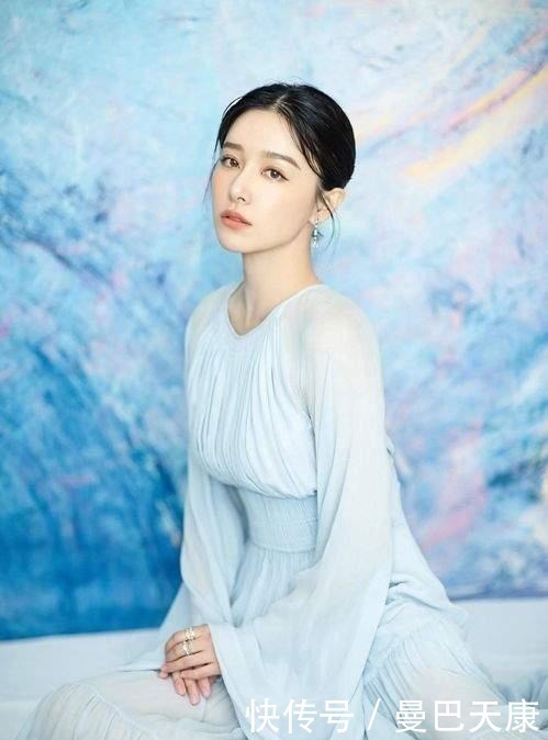 王鸥|脸上有这3个“特征”的女生,尽量别披头散发了,露出五官更女神