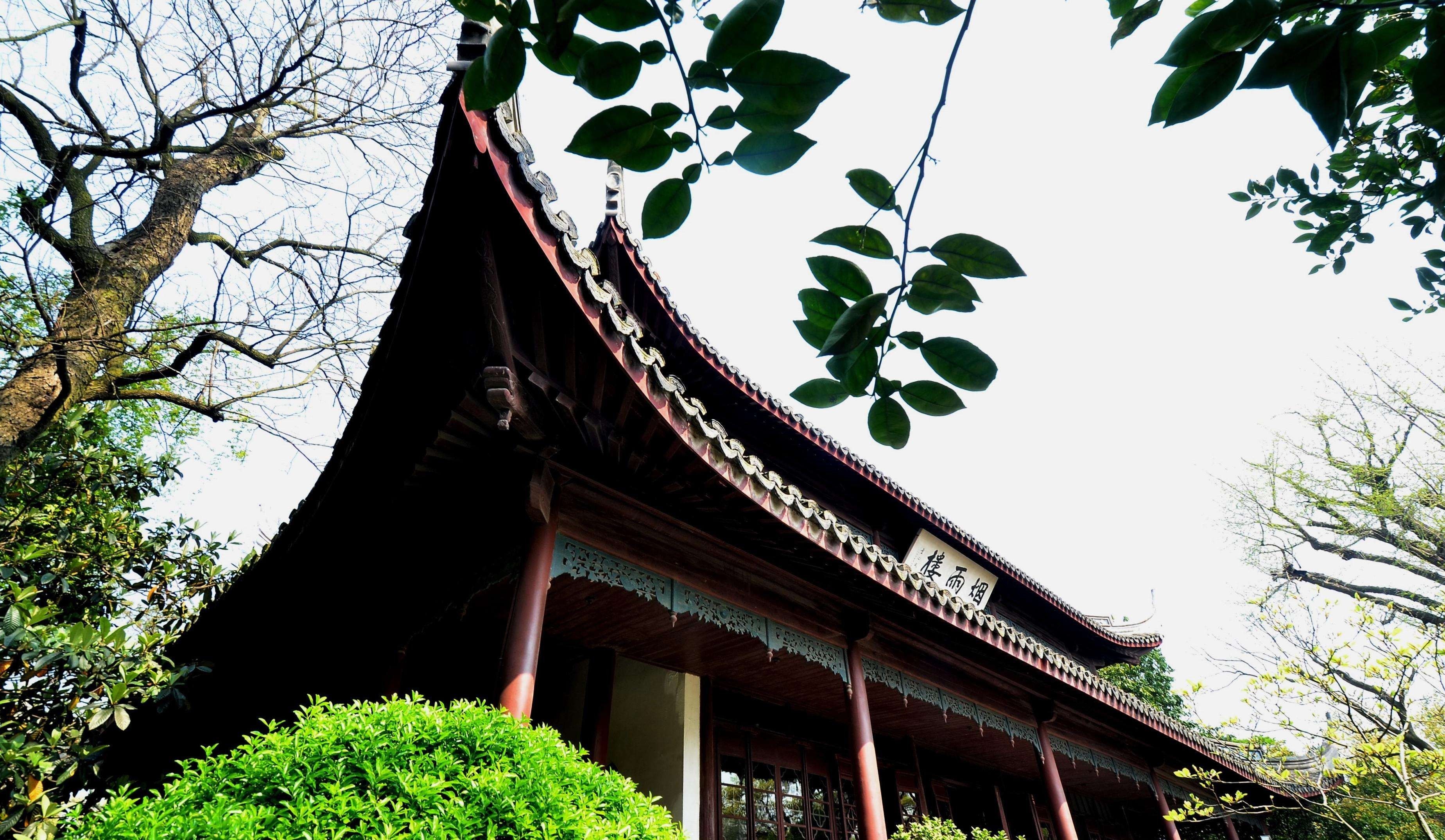 乾隆六下江南,每次均登临此楼,难道和他传说中的身世有关?