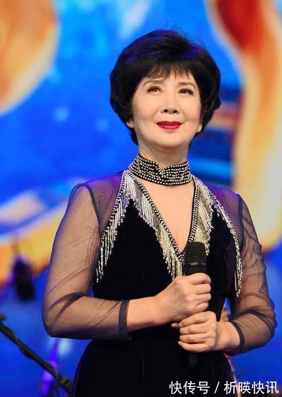 李秀明&吴海燕演海霞爆红,却错失《庐山恋》,嫁京剧老生如今境况如何