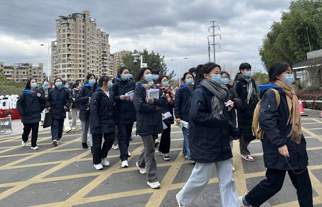 考点|2022年首场高考昨日启幕，我市25926名学子赴考