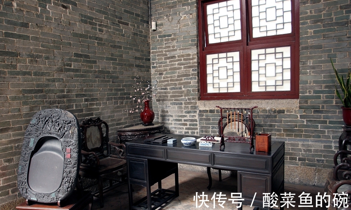 四大家族!愚蠢自私的薛姨妈,毁了薛蟠宝钗,毁了侄子侄女,毁了整个薛家