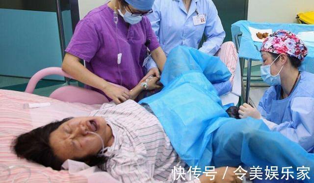 阵痛|“身材最苗条孕妈”走红,宫口开两指跳舞催生,网友身材真棒