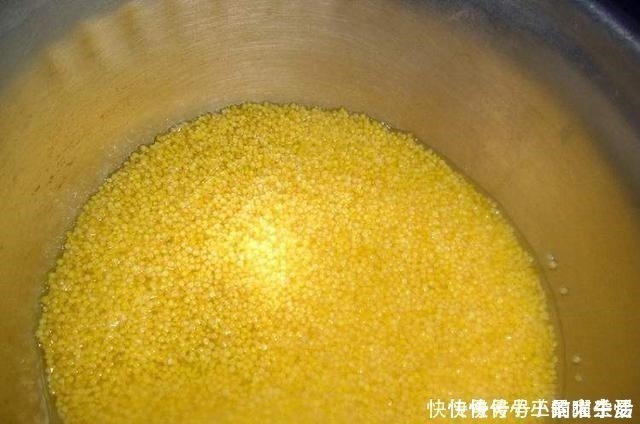 红润|这粥我每天都会喝一碗，气血双补，皮肤越来越红润，不变黄脸婆