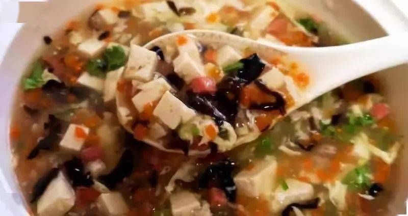 天一冷,家人就馋这道汤,简单又营养,一周吃三次,雷打不动