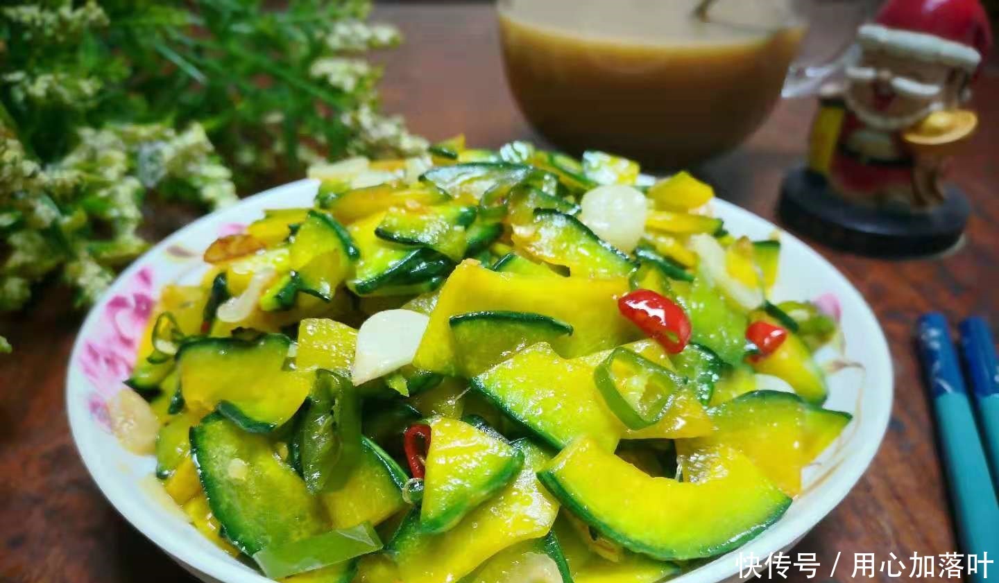 靠边站|夏天黄瓜丝瓜靠边站,多吃这瓜,明目解暑降三高,中老年人要多吃!