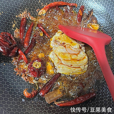 快手板面|你做的家常版快手板面，和饭店大厨相比，只差这一步