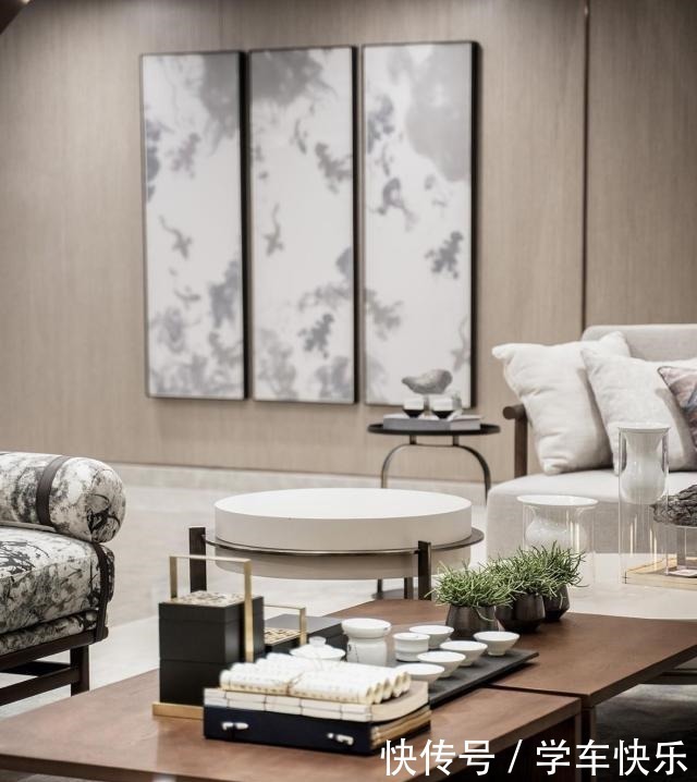 客厅|390㎡中国风别墅,一进门就被客厅吸引,这才是惊艳之作!