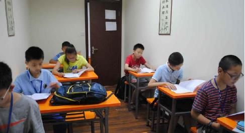 小学生作文《孤独》走红网络，字数不多，却把孤单表现得淋漓尽致