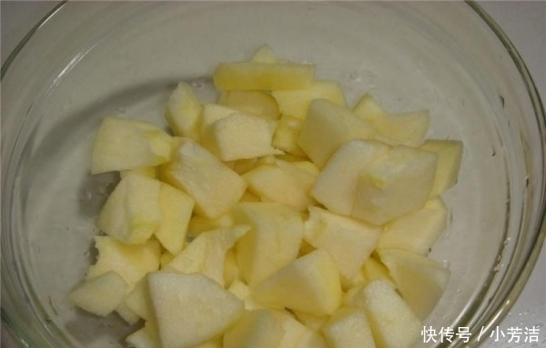 胜过|隔三差五吃一次,就能让皮肤变得细腻又水嫩,胜过敷一张面膜