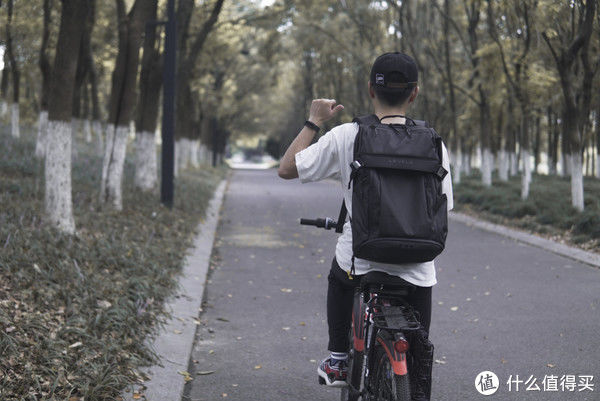 生活仓|一款完全符合我想象的完美旅行包——地平线8号旅行机能包