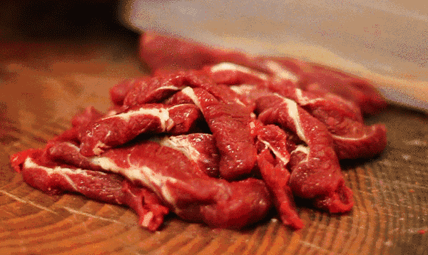 炒牛肉不够嫩滑?99% 的人都败在这一步上