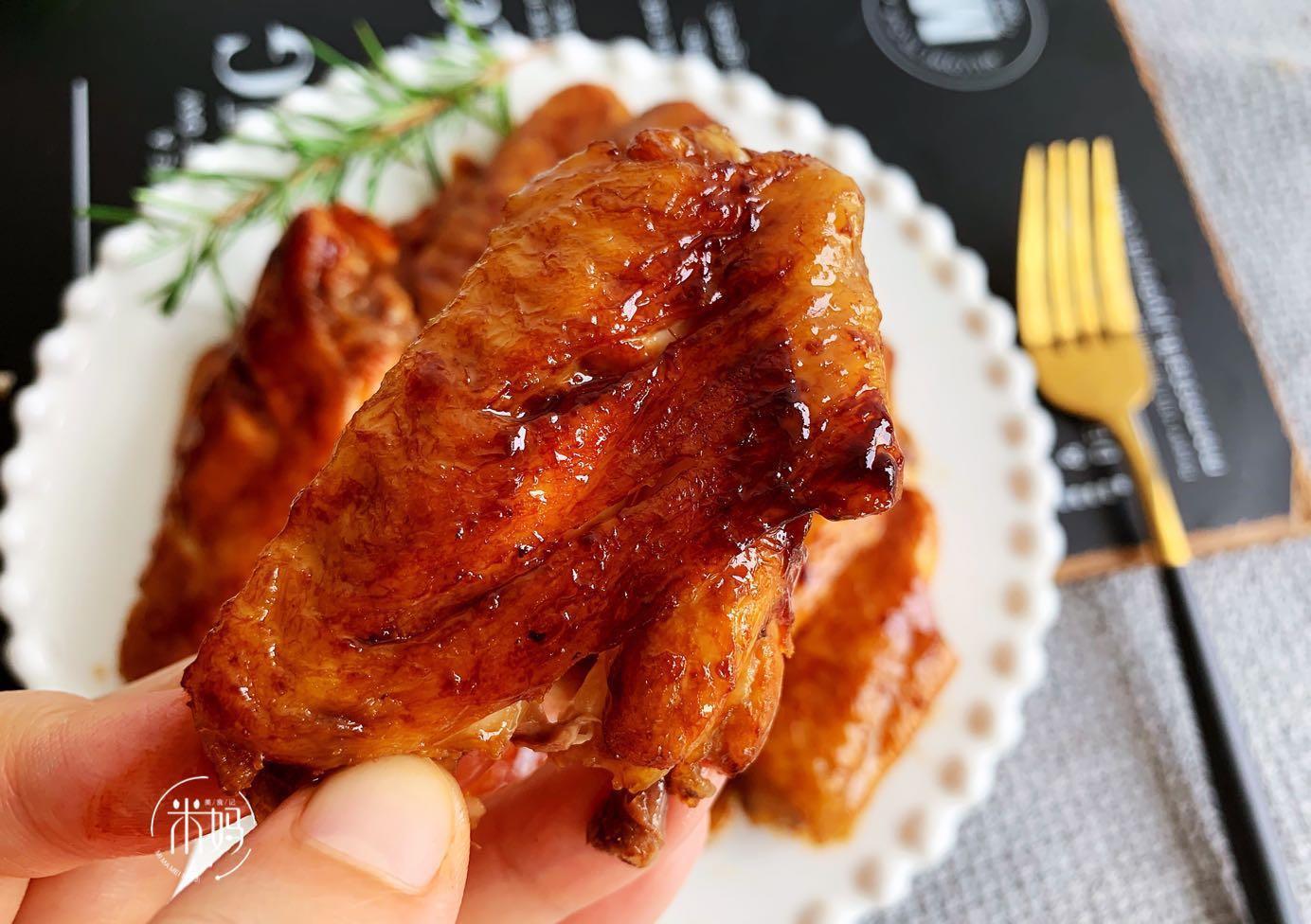 鸡翅|鸡翅这样煮不用一滴油,表皮酥香,肉质鲜嫩,比可乐鸡翅好吃多了