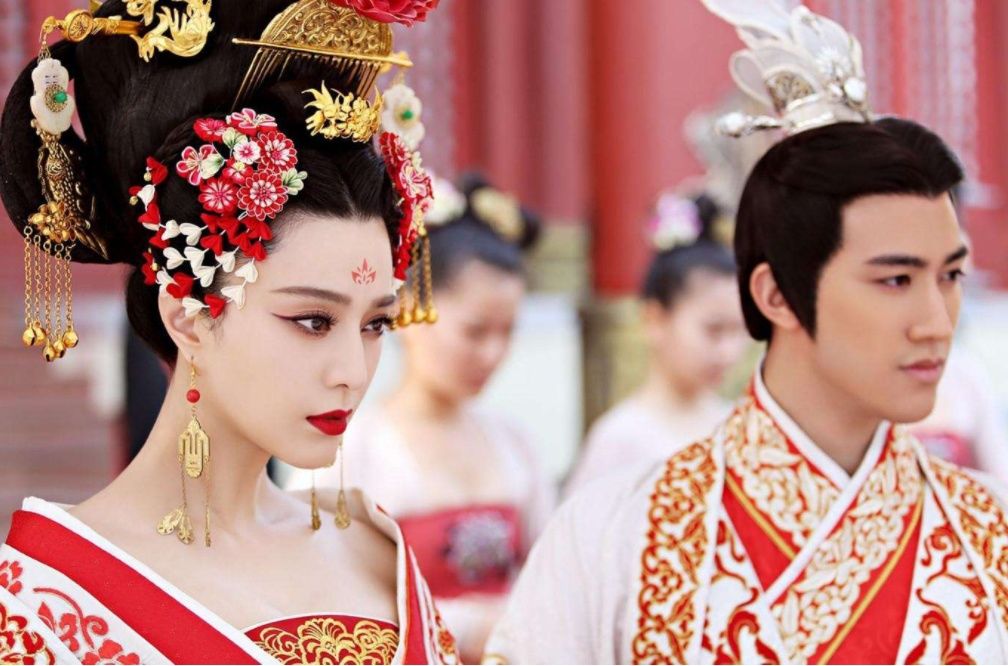 不想|武则天称帝15年，为啥不把皇位传给武家人？不是不想，而是不能