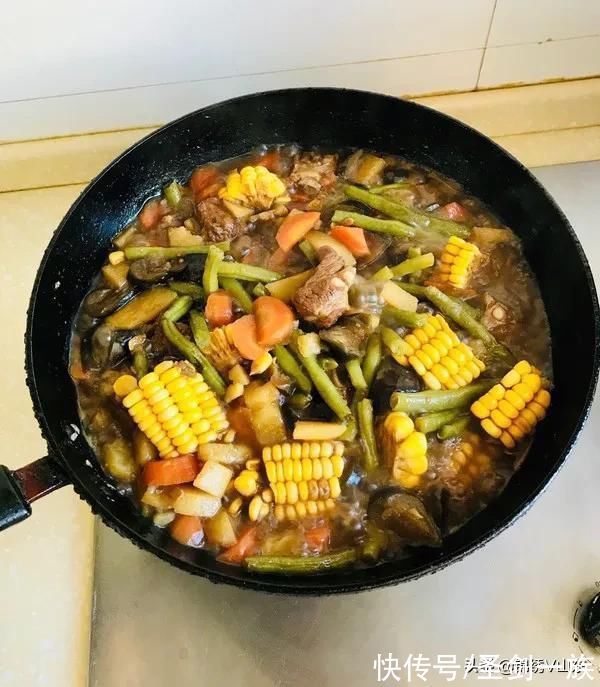 冬天午餐吃什么，推荐12道家常菜 每天不重样 暖身又暖胃 好吃不上火