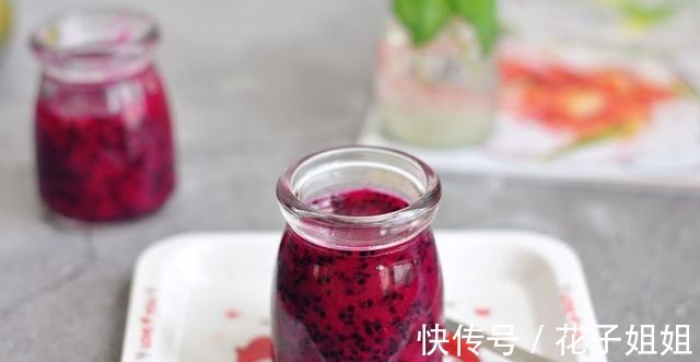 外面一瓶10几块的火龙果酱，自己在家做。美味健康无添加！