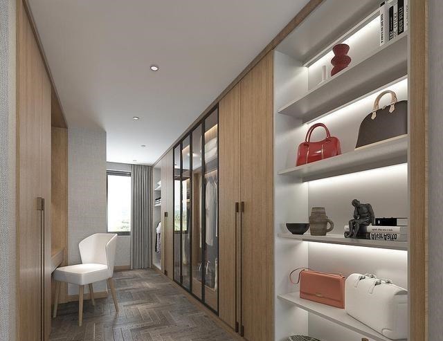 衣帽间|老婆坚持衣帽间做玻璃柜门,我一直反对,完工看到效果后我闭嘴了!