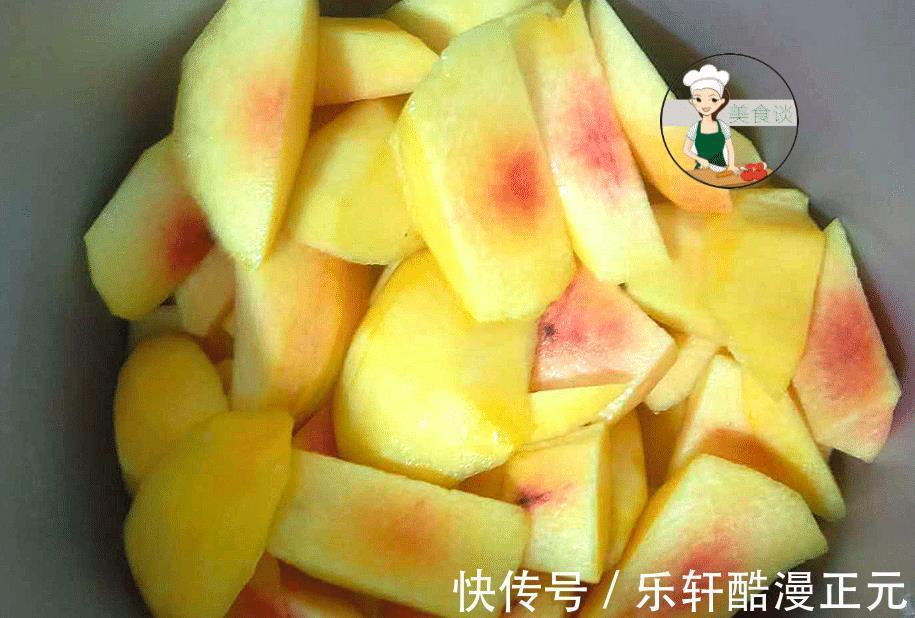 果核|秋天,遇上这碱性水果多买点,水分足营养高,去皮煮一煮,真解馋