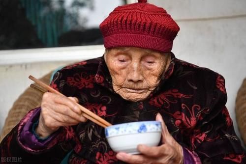  老年人常吃5种“长寿”食物，不用担心营养不良，身体更健康