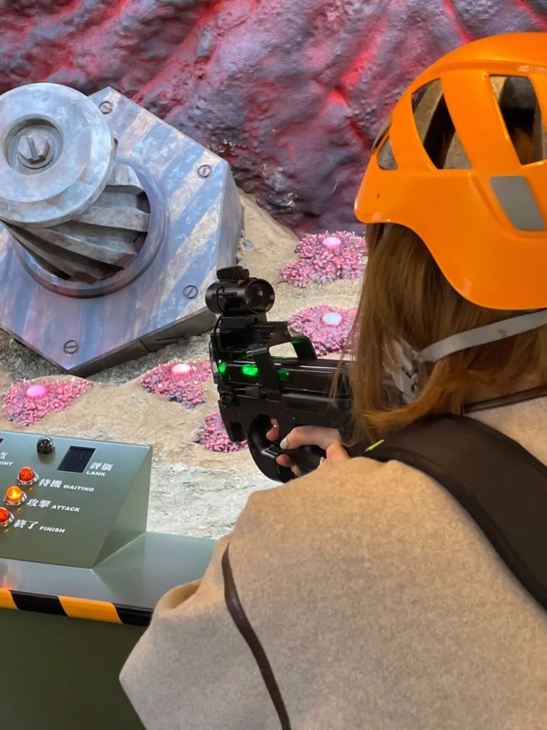 项目|《哥斯拉:奇异点》联动游乐园项目,还要被哥总吞下!