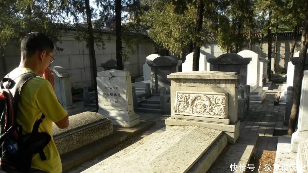 对比|林徽因和陆小曼墓地对比看天壤之别,一座鲜花不断,一座无人问津