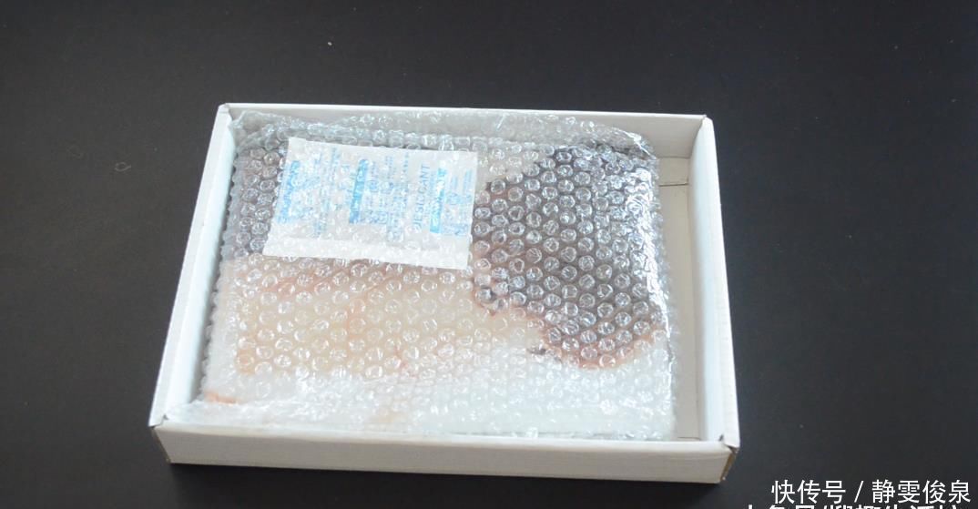 烦恼|食品袋里的干燥剂别扔了, 它的这3个妙用, 解决了很多家庭的烦恼