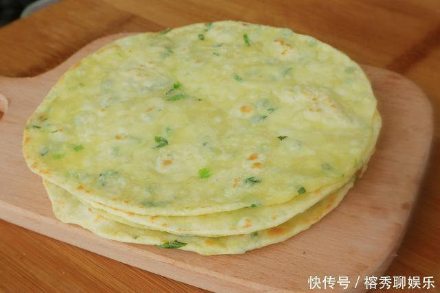 我家面粉从不蒸馒头,教你特色吃法,葱香味十足,家人都夸好吃