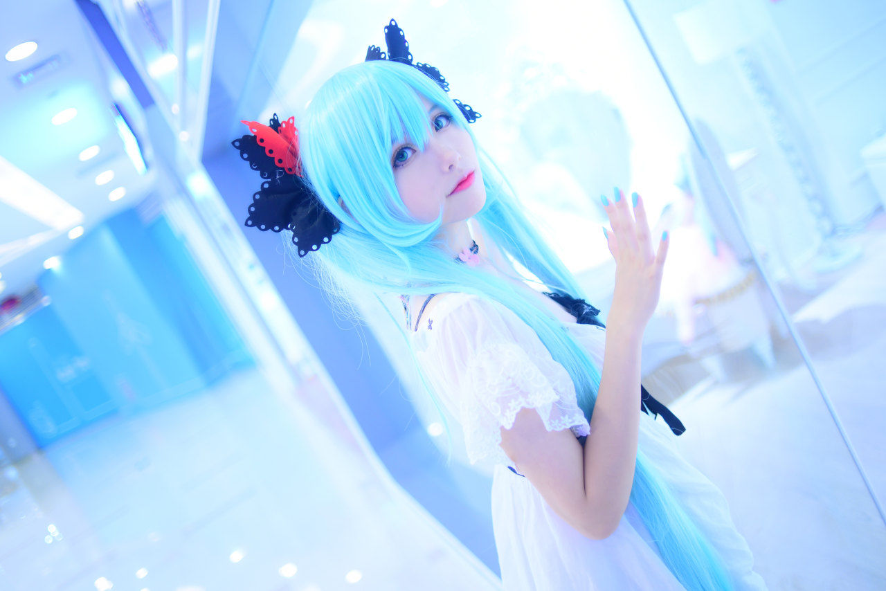 ワールドイズマイン 初音未来cosplay