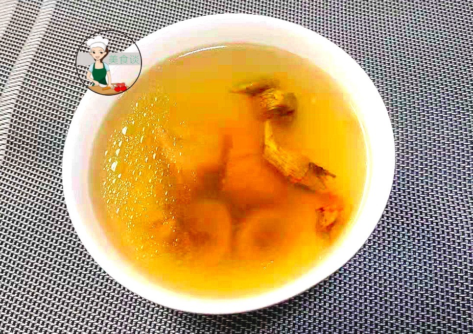 秋天,吃红枣桂圆不如吃此,煲汤甘甜润燥,容易上火的人多喝点