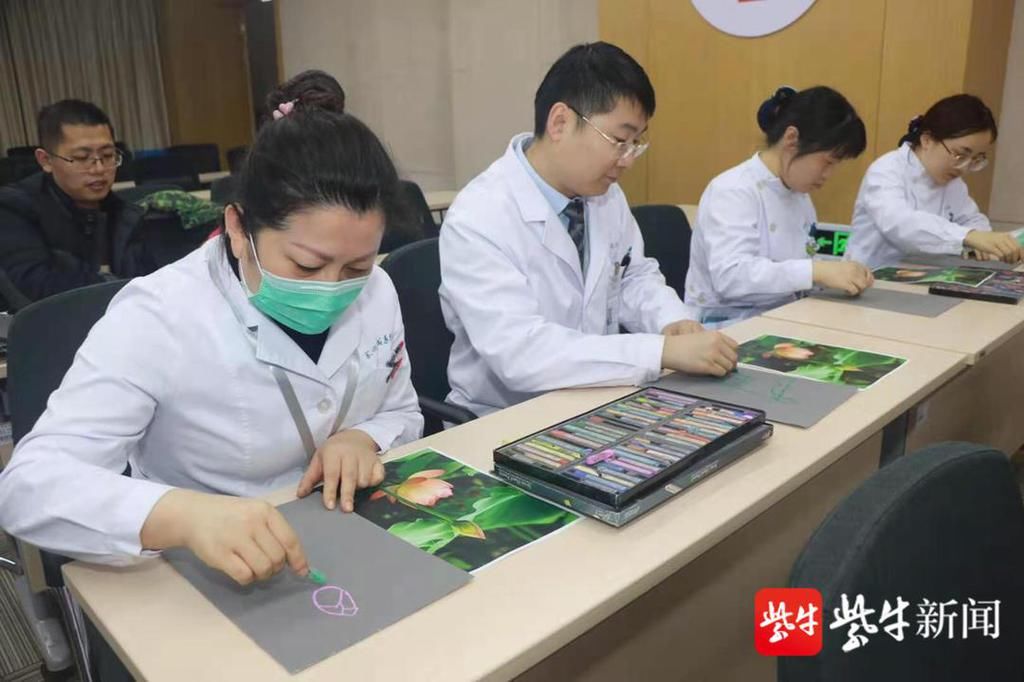  公共文化中|文艺进医院，“手术刀”遇上了“粉画笔”