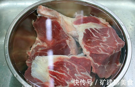 卤肉|做酱牛肉,只需4种调料,牢记关键3步,牛肉酱香红润,酥烂不塞牙