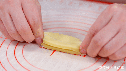 儿子馋它大半年,终于吃上了!蓬松香脆、味道纯正