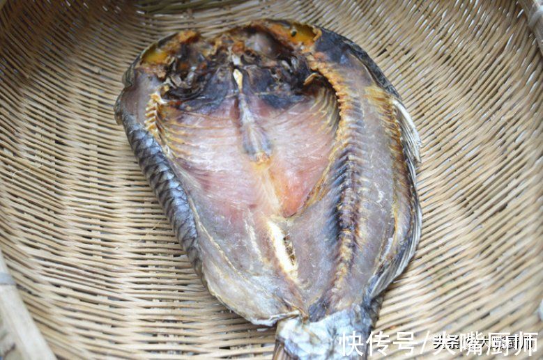 腌腊鱼不能直接抹盐，想要味道香还入味，不霉不臭，这3步不能少
