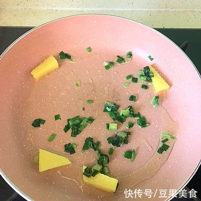 记住这几个小技巧，做出来的咖喱鸡翅才不会失败