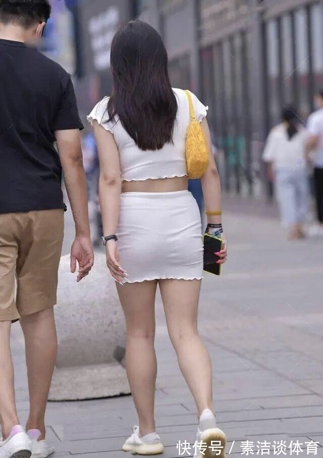 美女|“腿粗”又如何？利用合理的穿搭配合，势必让大家眼前一亮！