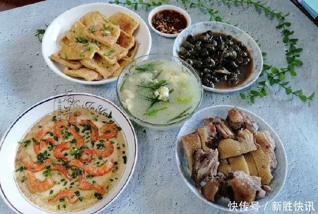 这道菜|母女仨的晚餐,瞬间在朋友圈沸腾了网友怪不得孩子个高还不胖