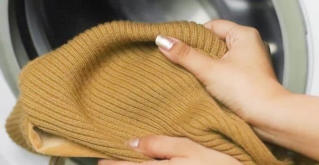 教你3招,去除衣服上的小毛球,简单有效屡试不爽