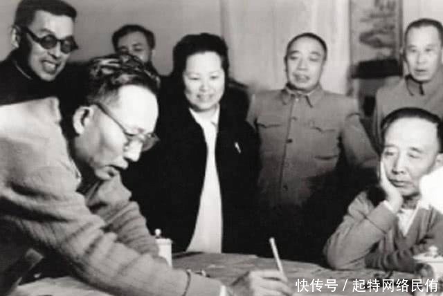 《女神》:他和她甜蜜的爱情故事,激发其灵感,写下名垂千古新诗