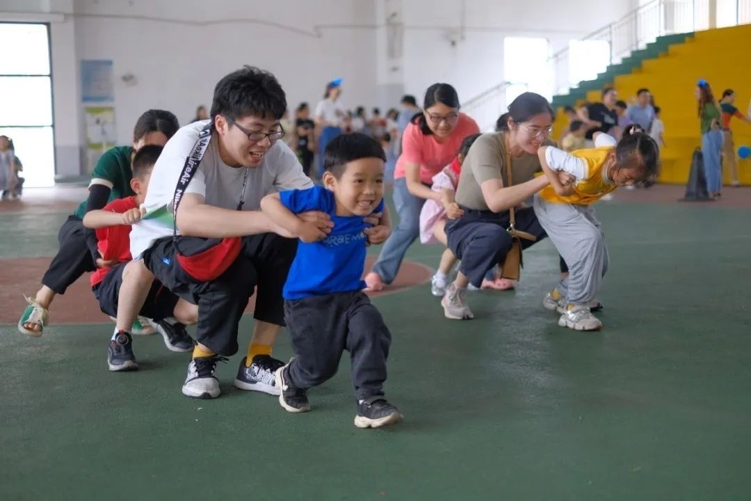 少先队员|新风实小：银杏少年礼赞百年?三全育人适性成才