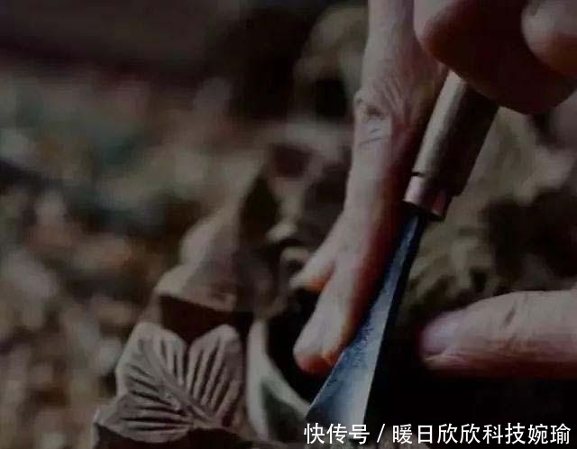 富豪身价7亿,却不好好搞生意,17年来收藏了400多套破旧老房子